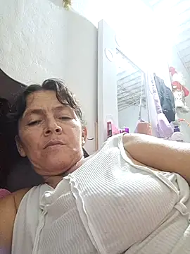 Dirty-Mature-XXX's cam snapshot