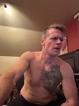 DILFiGuess1 live sex cam