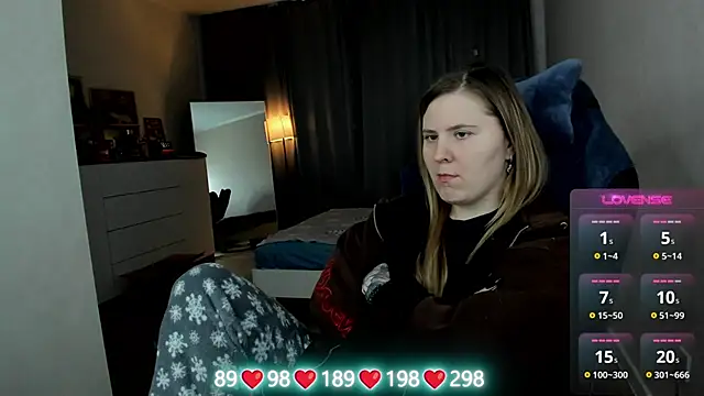 Olivia_Munk's cam snapshot