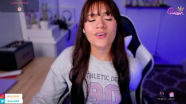 ImLui_lu's cam snapshot