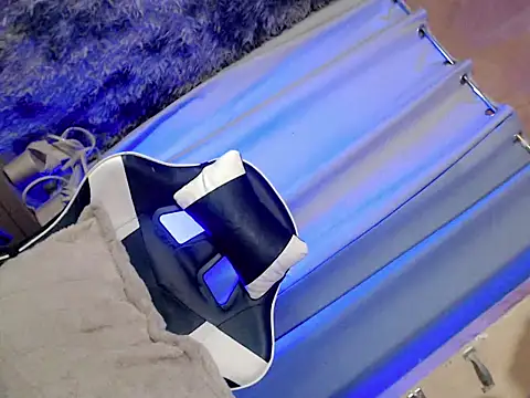 sweety_kyrah18 live sex cam