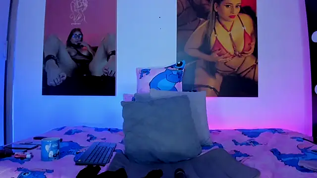 vaiolet_triana's cam snapshot
