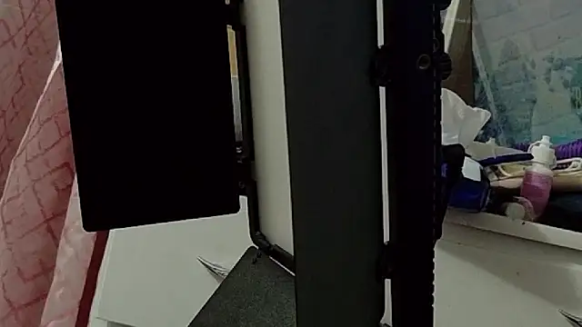 juliethmiler's cam snapshot