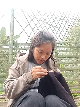 Alice-567's cam snapshot