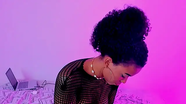 sasha_fox00's cam snapshot