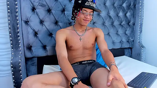 MARSHALL_SPENCER's cam snapshot