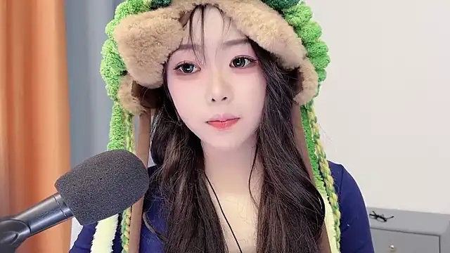 smalldaisy's cam snapshot