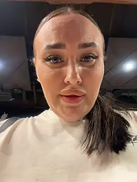 KiraSunshine's cam snapshot