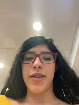 dani_bela's cam snapshot