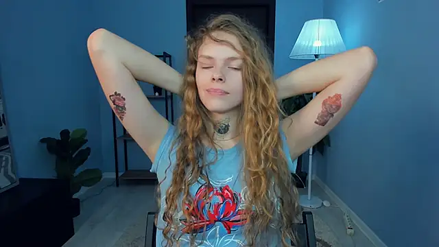 RayaNenlia live sex cam