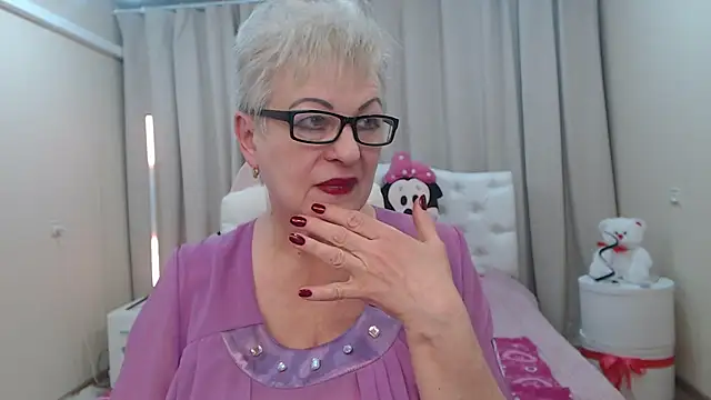 KayleSmoll's cam snapshot