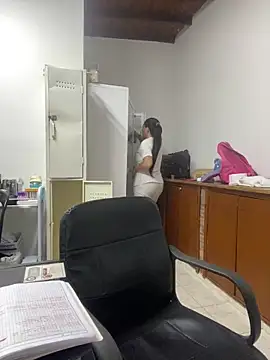 HealingHoney's cam snapshot