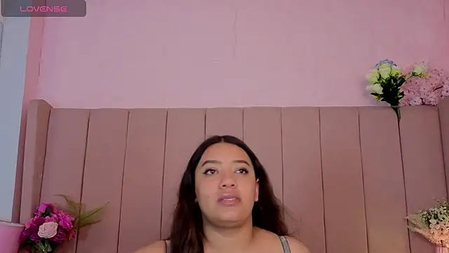 MollyBigBoobs12's cam snapshot