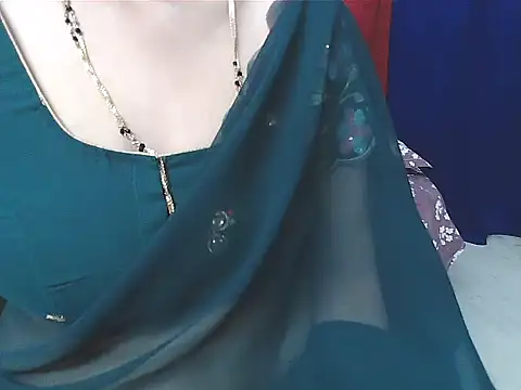 sunitha-3's cam snapshot