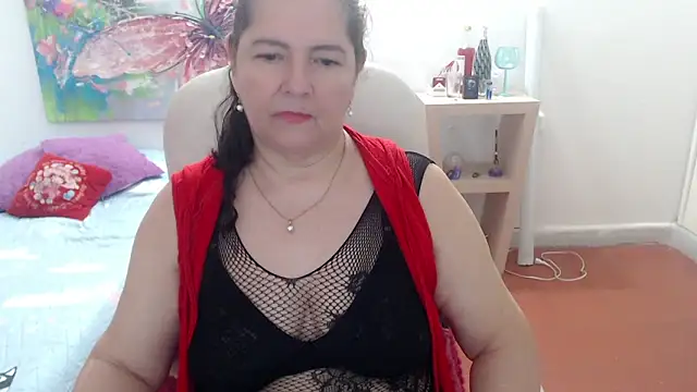 leonela_69's cam snapshot