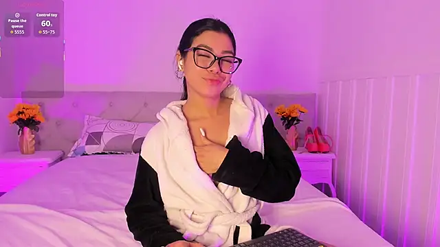 Little_Lexyy's cam snapshot