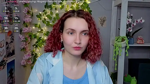 Emily_lune's cam snapshot