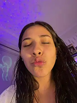 crystal_bunny7's cam snapshot