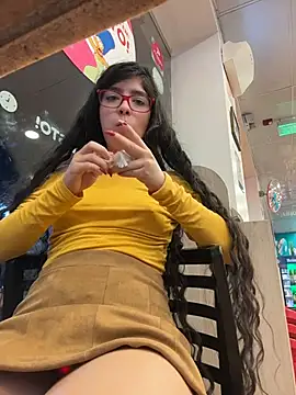 dani_bela's cam snapshot