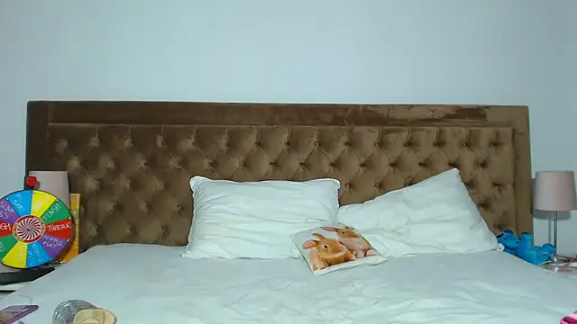 Aylinhoney08's cam snapshot