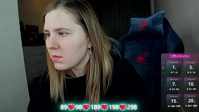 Olivia_Munk's cam snapshot