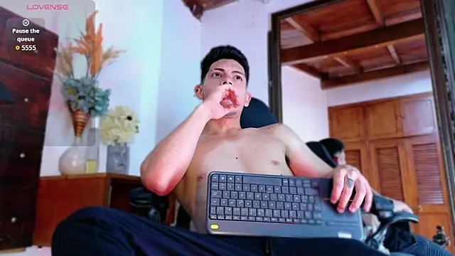 JhosuaVega's cam snapshot