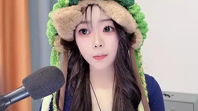 smalldaisy's cam snapshot