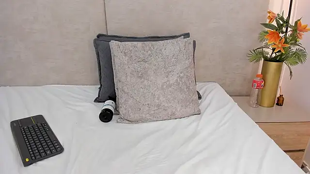 Scarlett_Blakee's cam snapshot