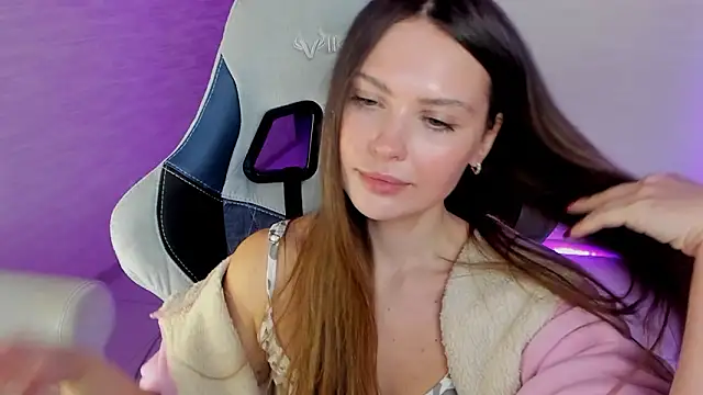 yourArya's cam snapshot