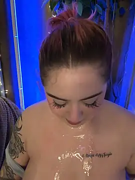 KellyMoors live sex cam