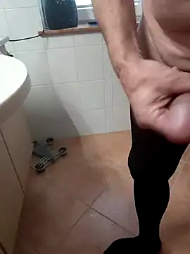 spermaspritzerr live sex cam