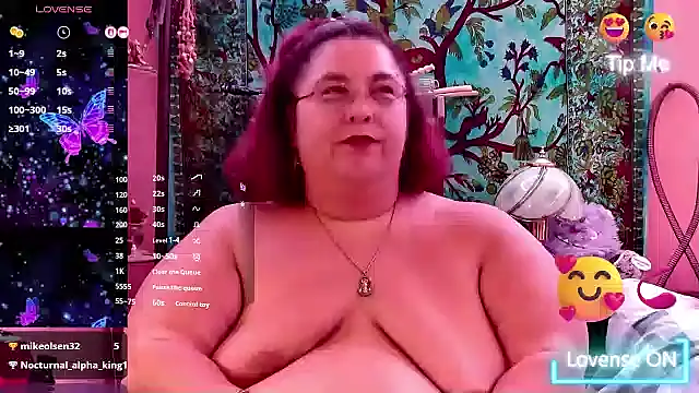 lil-gemini-hippy's cam snapshot