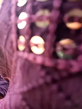 Sunali_Bendre's cam snapshot