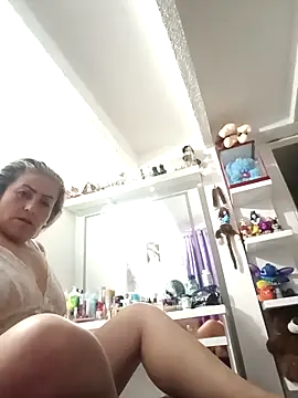 maynor_1998's cam snapshot