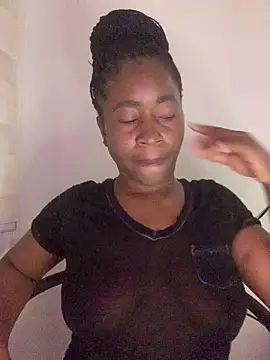 MISSMAYSROOM's cam snapshot