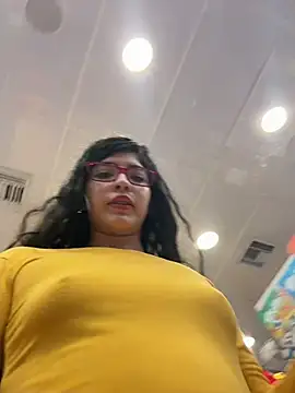 dani_bela's cam snapshot