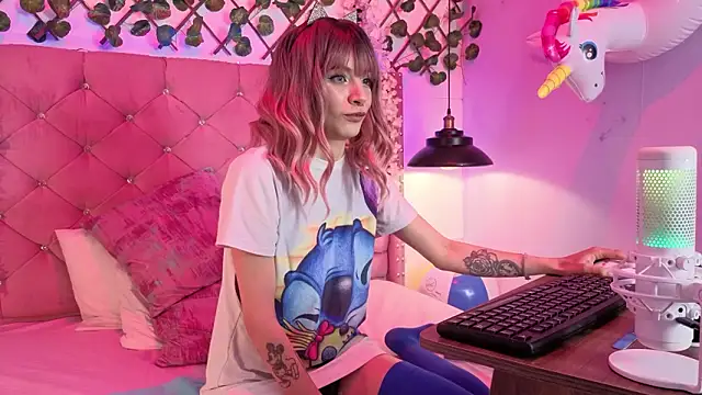 lauren_evans96's cam snapshot