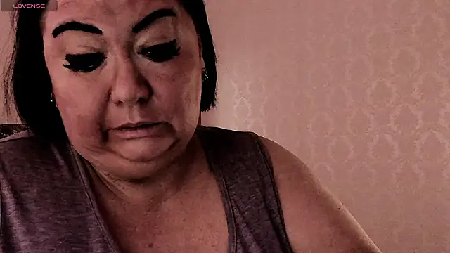 SexxyDreams1's cam snapshot