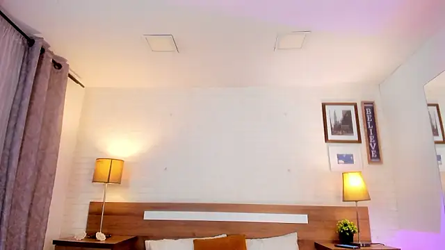 JenniferAuriston's cam snapshot