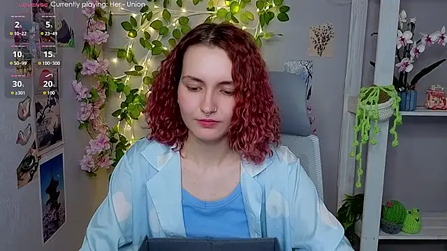 Emily_lune's cam snapshot