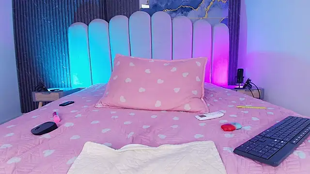 abbyrouss_'s cam snapshot