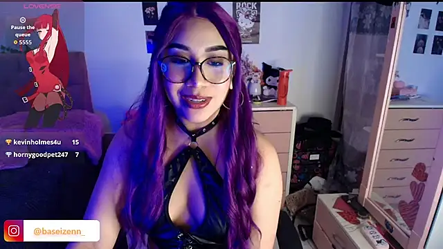 exodiakinky2's cam snapshot