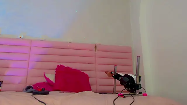 estefany_squirt1's cam snapshot