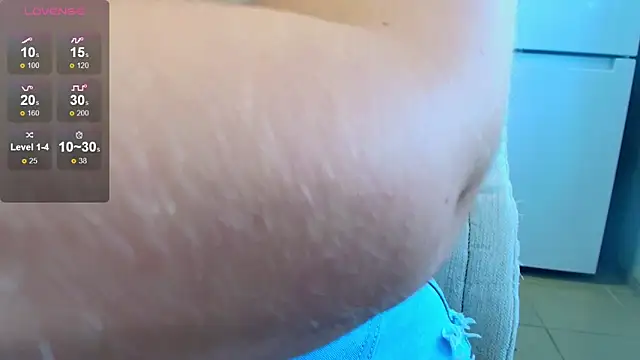 Adr1ana_'s cam snapshot