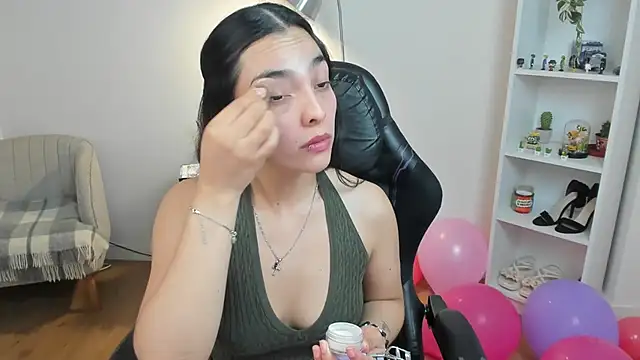 _BellaEvans_'s cam snapshot