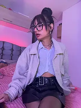 _Lucycherry's cam snapshot