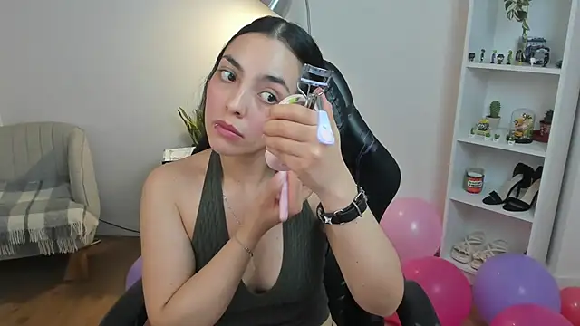 _BellaEvans_'s cam snapshot