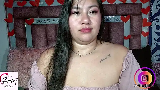 ValerieDiiamond's cam snapshot