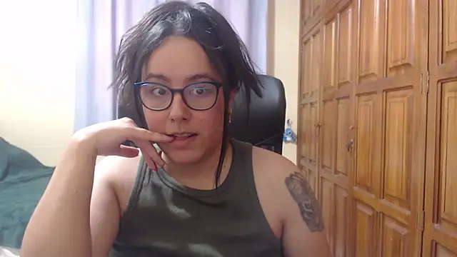 Venus_cat_'s cam snapshot