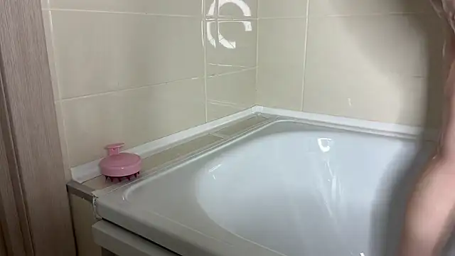 yourlittlesunrise_'s cam snapshot